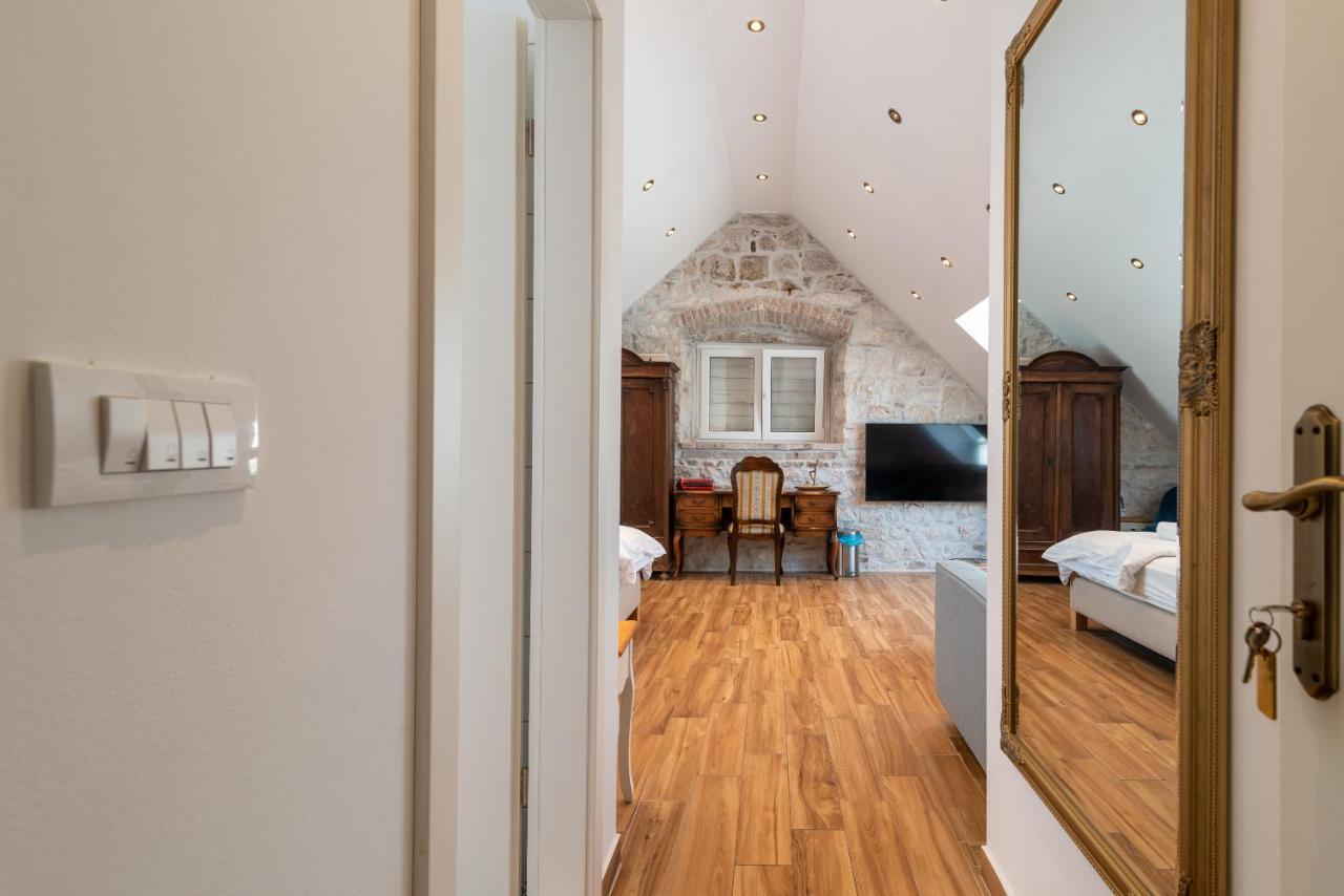 Residence Providenca Trogir Buitenkant foto