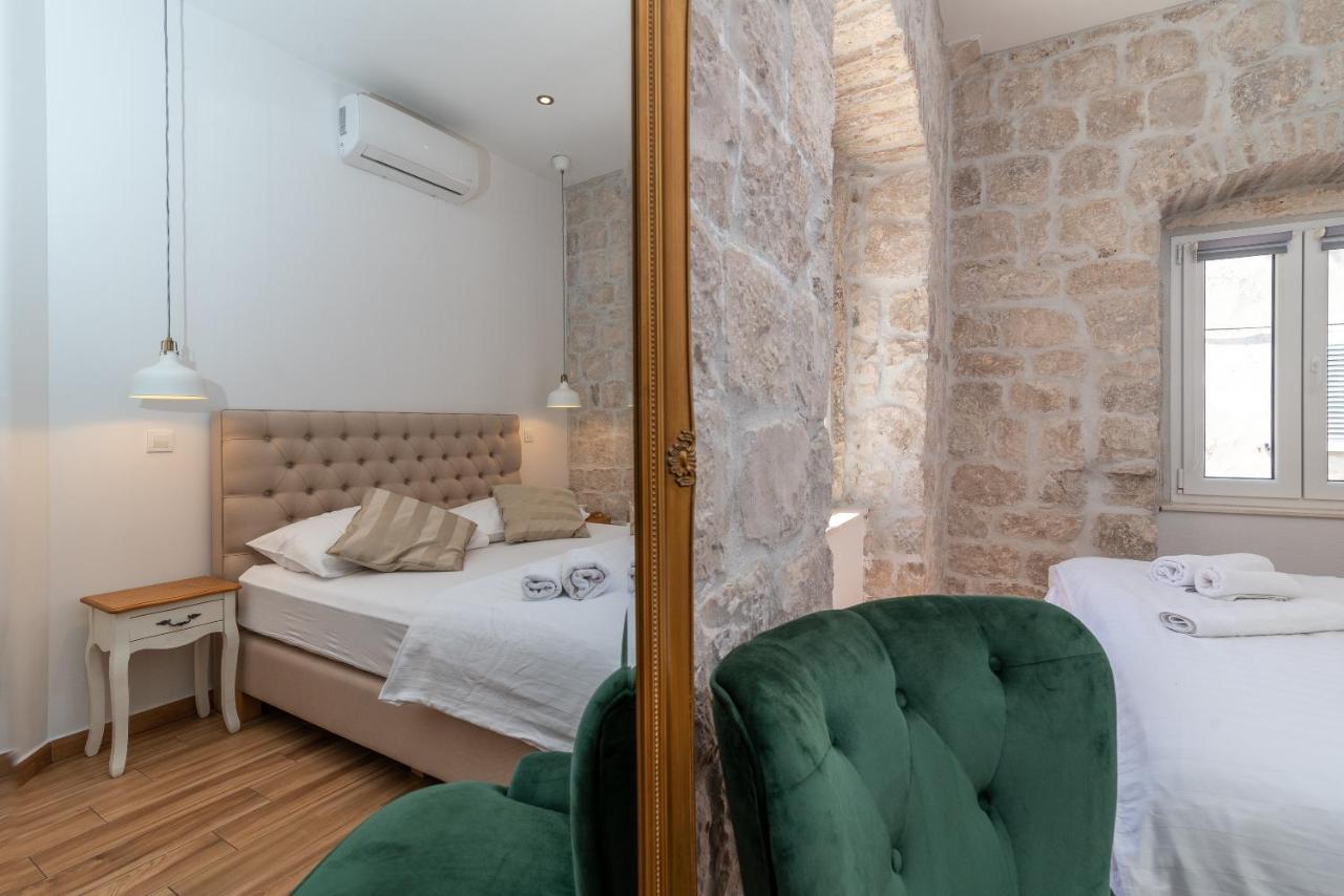 Residence Providenca Trogir Buitenkant foto
