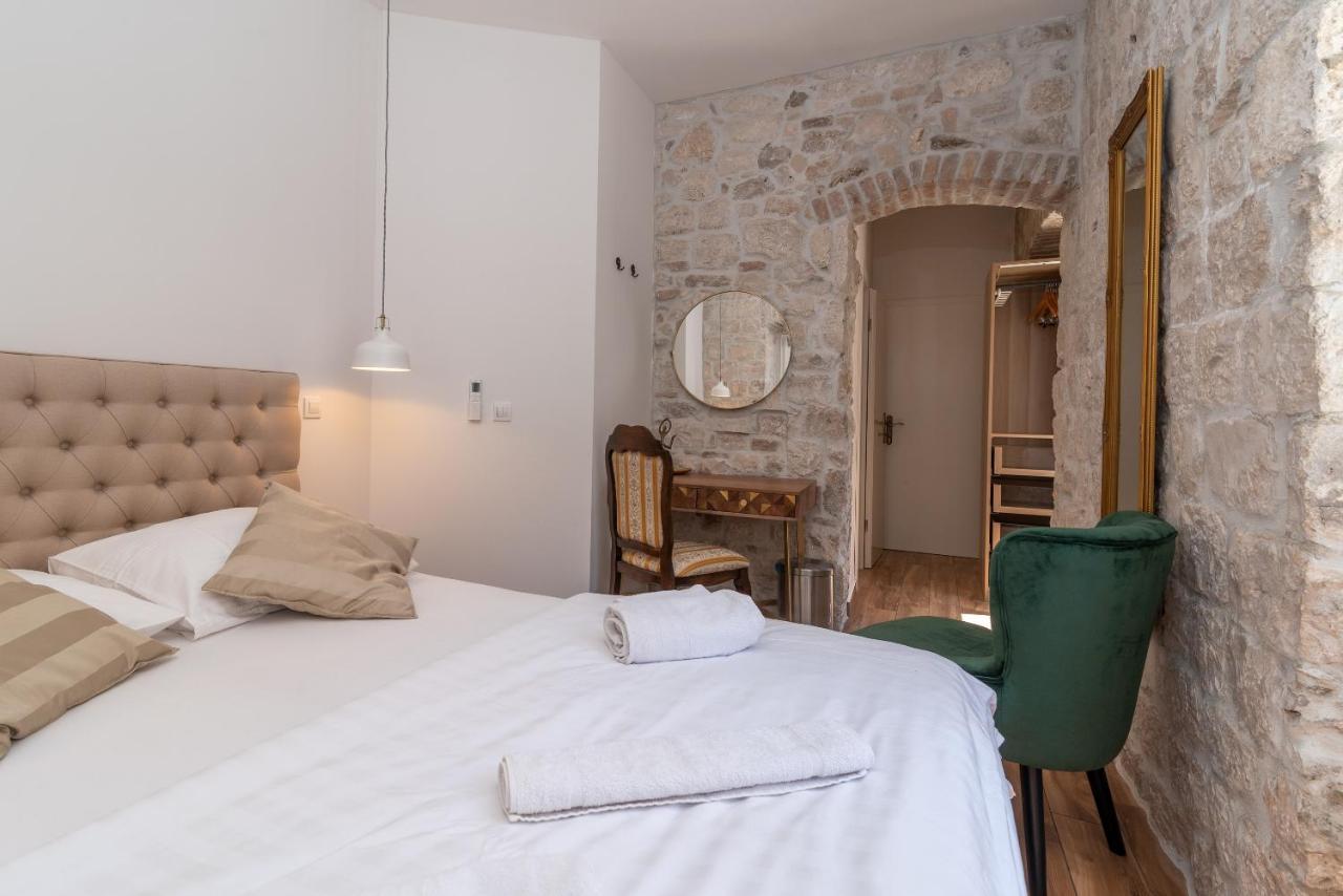 Residence Providenca Trogir Buitenkant foto